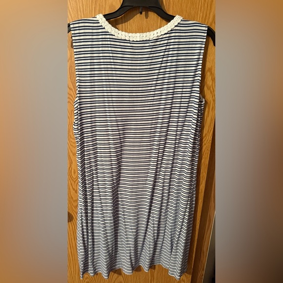 Blue and White Striped Sleeveless Dress - Picture 6 of 7